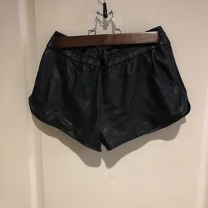 Aritzia Wilfred Free Leather Short with Drawstring